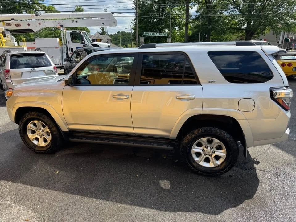 2019 Toyota 4Runner 5th Gen - Image 10 of 20