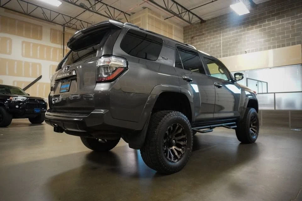 2019 Toyota 4Runner 5th Gen - Image 3 of 19