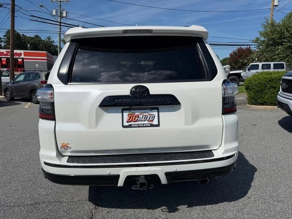 2019 Toyota 4Runner 5th Gen - Image 9 of 20