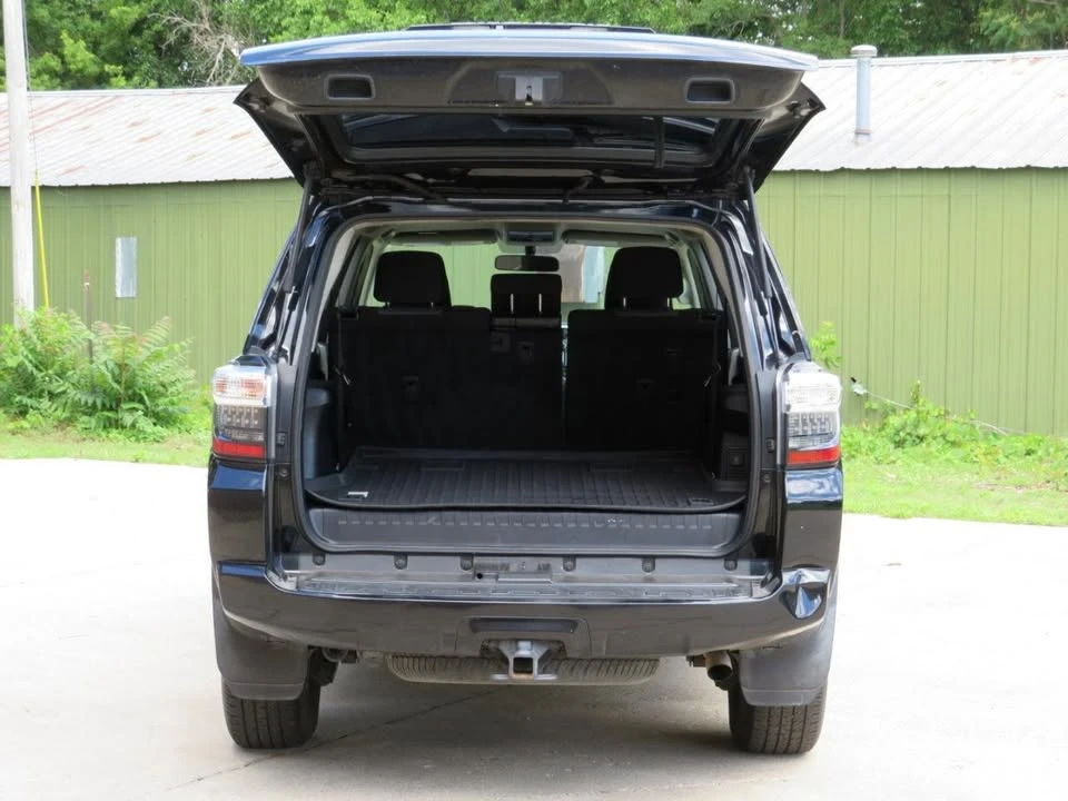 2019 Toyota 4Runner 5th Gen - Image 10 of 11