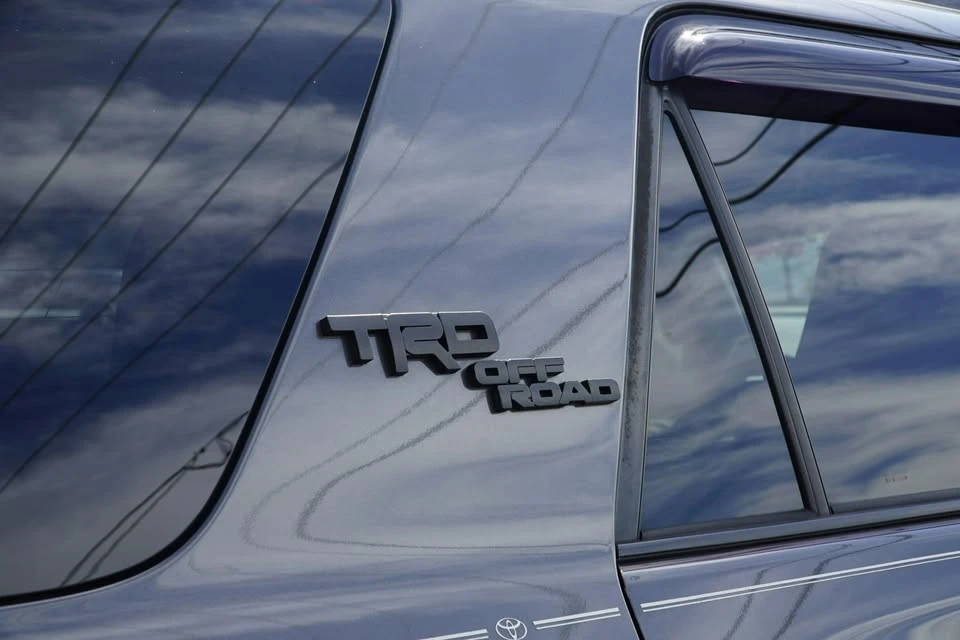 2019 Toyota 4Runner 5th Gen - Image 16 of 20