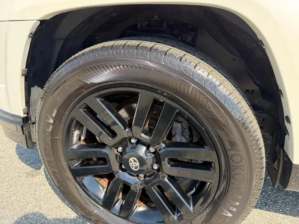 2019 Toyota 4Runner 5th Gen - Image 12 of 20