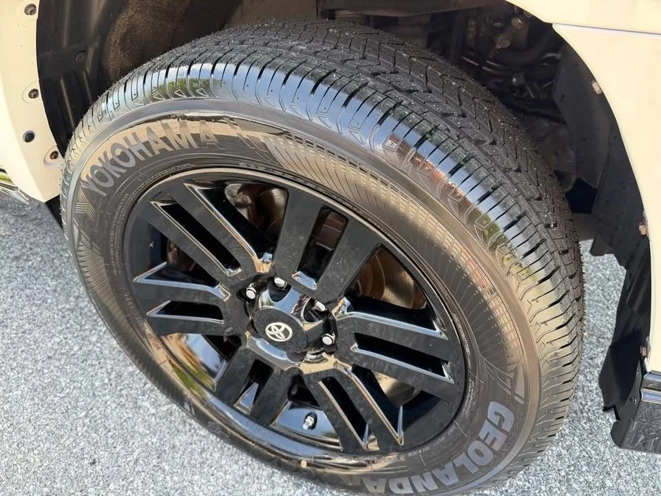 2019 Toyota 4Runner 5th Gen - Image 15 of 20