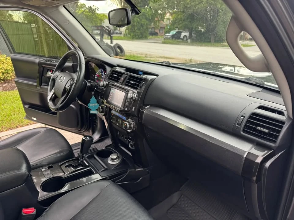 2019 Toyota 4Runner 5th Gen - Image 16 of 20