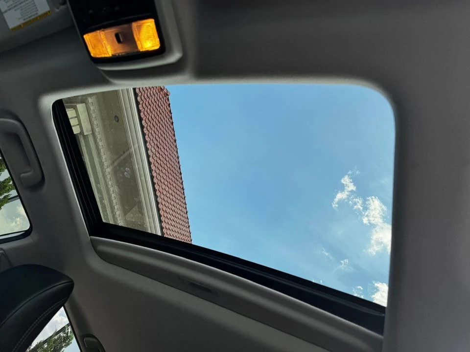 2019 Toyota 4Runner 5th Gen - Image 10 of 12