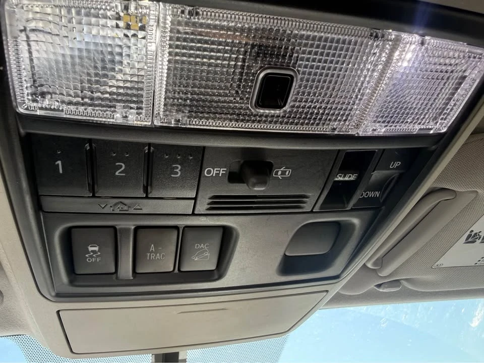 2019 Toyota 4Runner 5th Gen - Image 15 of 17