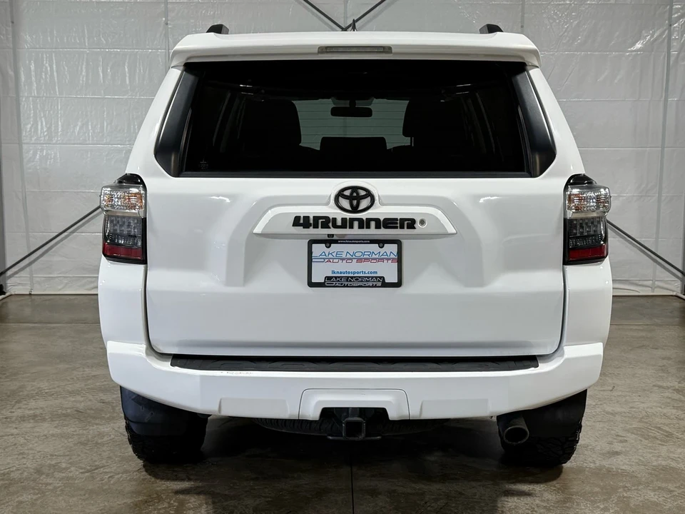 2019 Toyota 4Runner 5th Gen - Image 9 of 21