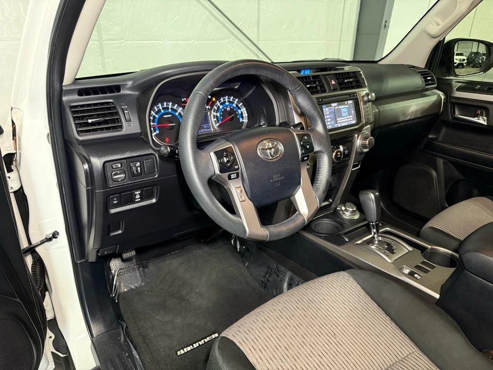 2019 Toyota 4Runner 5th Gen - Image 10 of 21