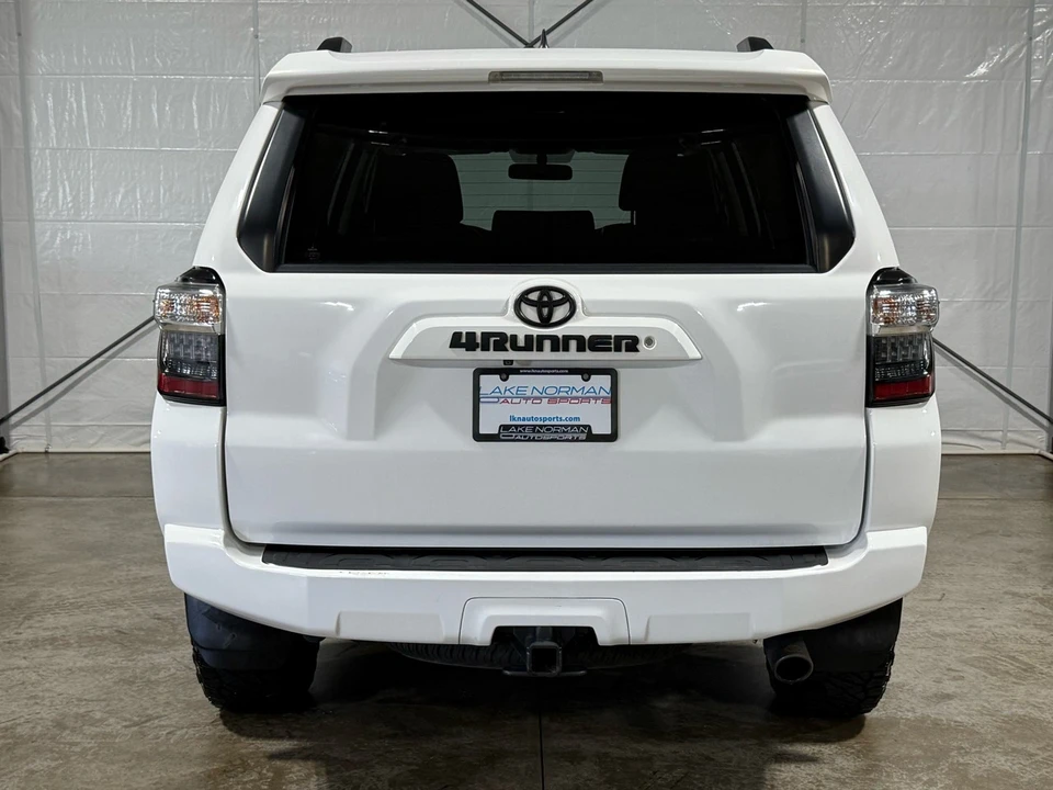 2019 Toyota 4Runner 5th Gen - Image 9 of 21