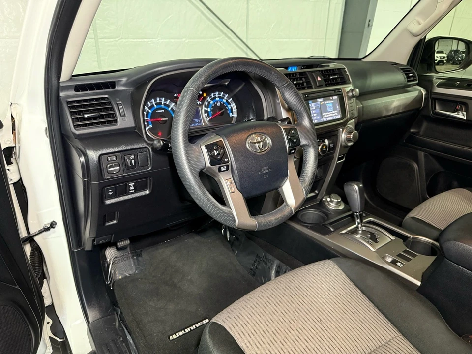 2019 Toyota 4Runner 5th Gen - Image 10 of 21