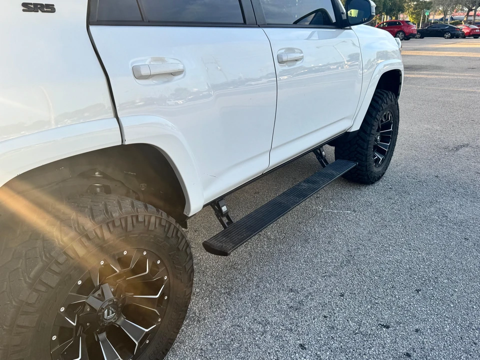 2019 Toyota 4Runner 5th Gen - Image 9 of 31