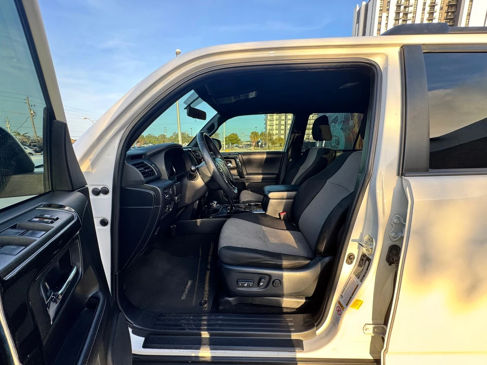 2019 Toyota 4Runner 5th Gen - Image 18 of 31