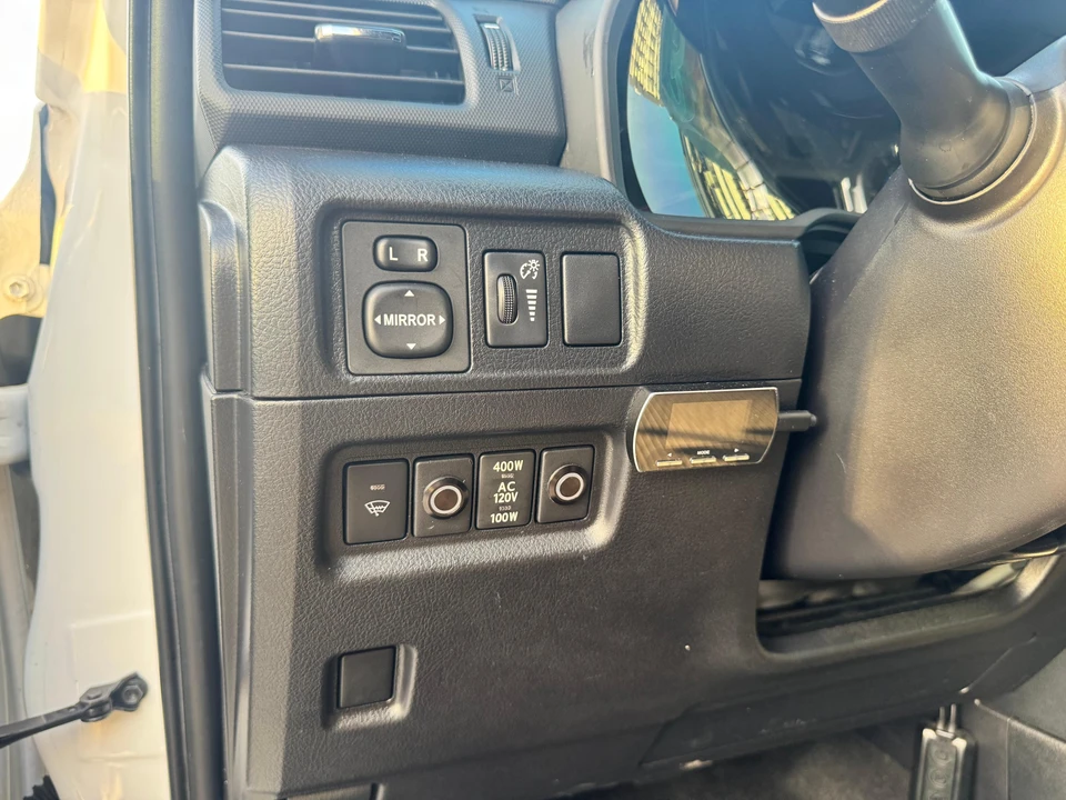2019 Toyota 4Runner 5th Gen - Image 27 of 31