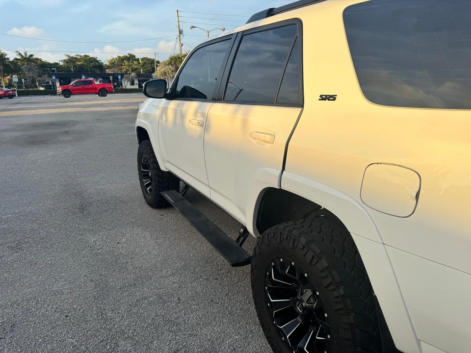 2019 Toyota 4Runner 5th Gen - Image 8 of 31