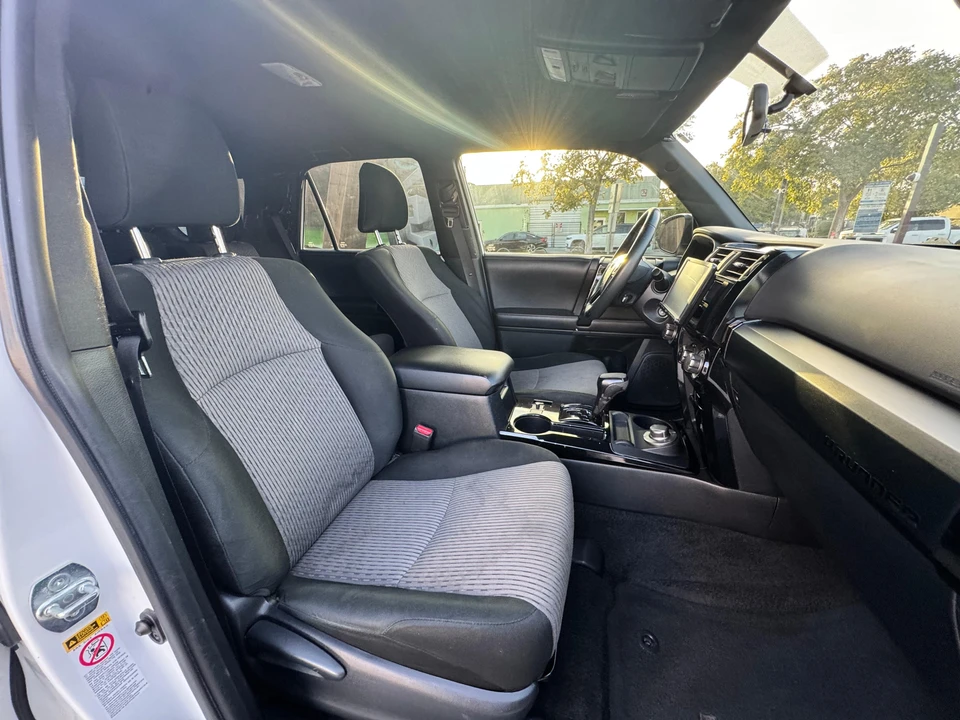 2019 Toyota 4Runner 5th Gen - Image 21 of 31