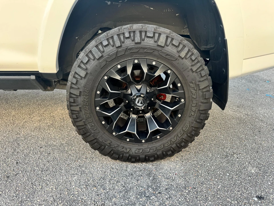 2019 Toyota 4Runner 5th Gen - Image 11 of 31