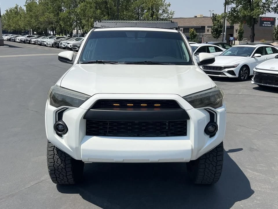 2019 Toyota 4Runner 5th Gen - Image 11 of 19