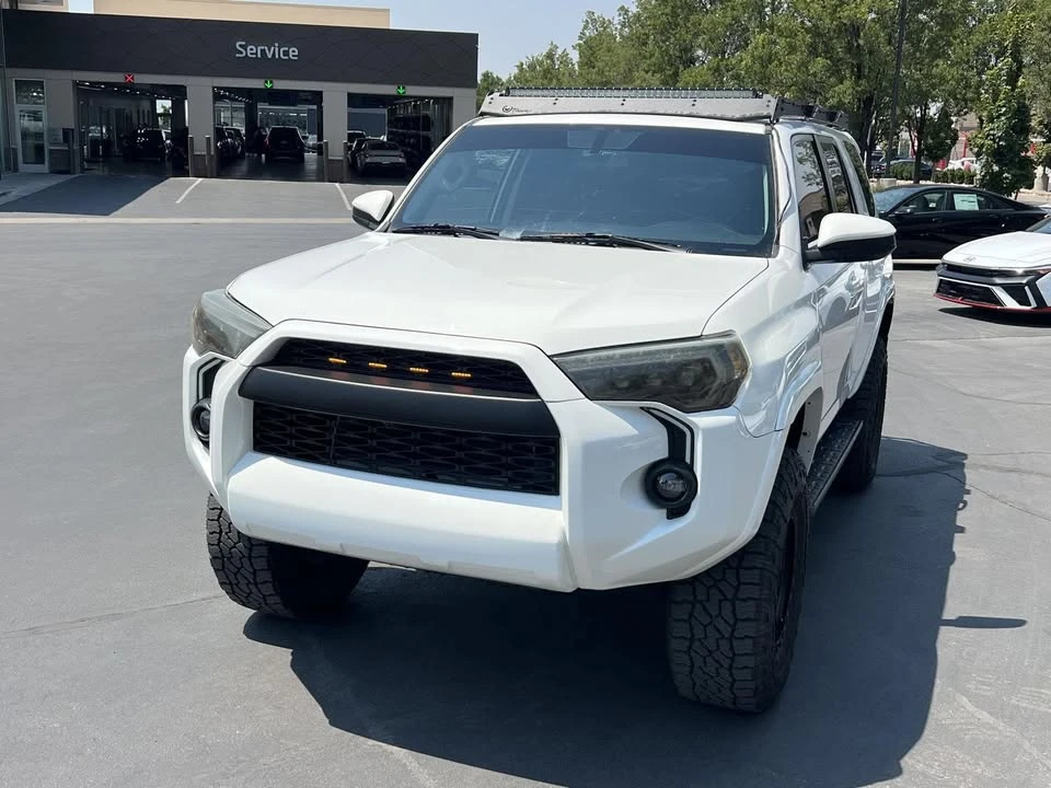 2019 Toyota 4Runner 5th Gen - Image 10 of 19