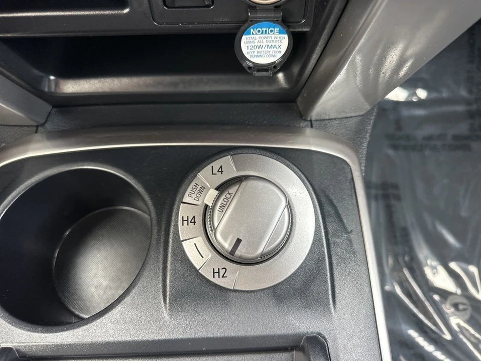 2019 Toyota 4Runner 5th Gen - Image 17 of 21