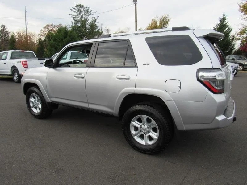 2019 Toyota 4Runner 5th Gen - Image 4 of 12