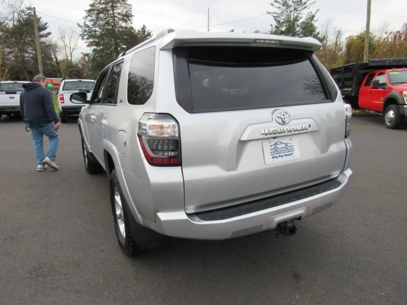 2019 Toyota 4Runner 5th Gen - Image 5 of 12