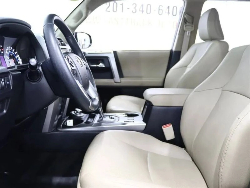 2019 Toyota 4Runner 5th Gen - Image 9 of 12