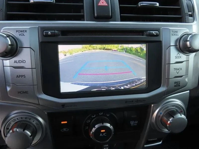 2019 Toyota 4Runner 5th Gen - Image 8 of 12