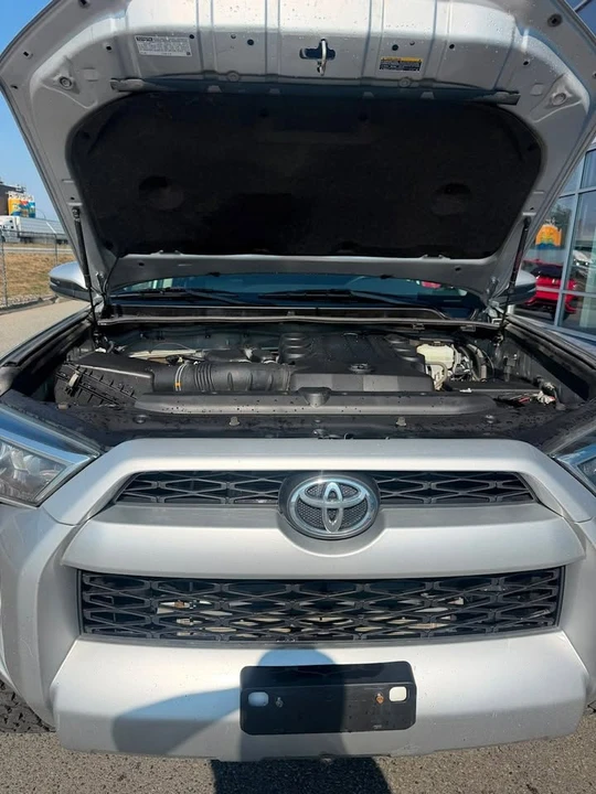 2019 Toyota 4Runner 5th Gen - Image 10 of 17