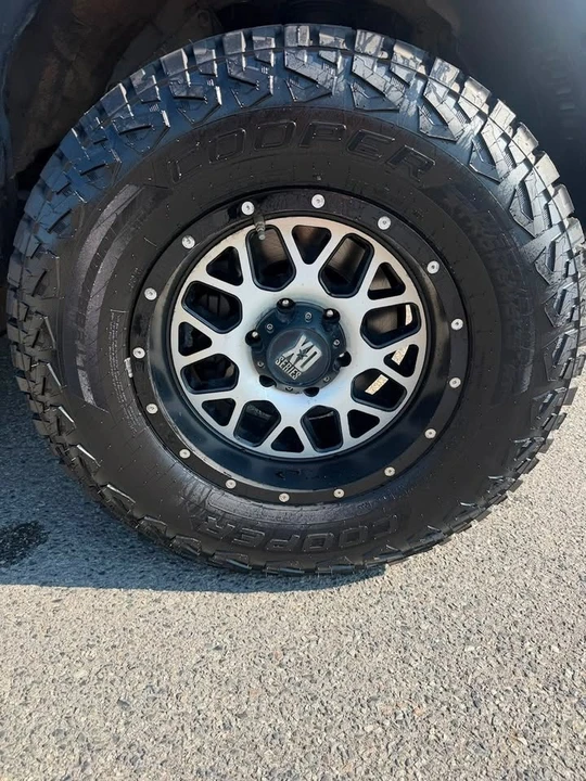 2019 Toyota 4Runner 5th Gen - Image 16 of 17