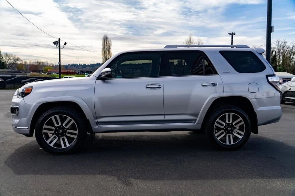 2019 Toyota 4Runner 5th Gen - Image 13 of 20