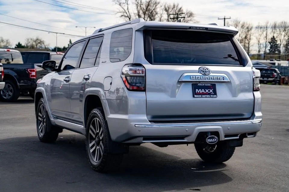 2019 Toyota 4Runner 5th Gen - Image 11 of 20