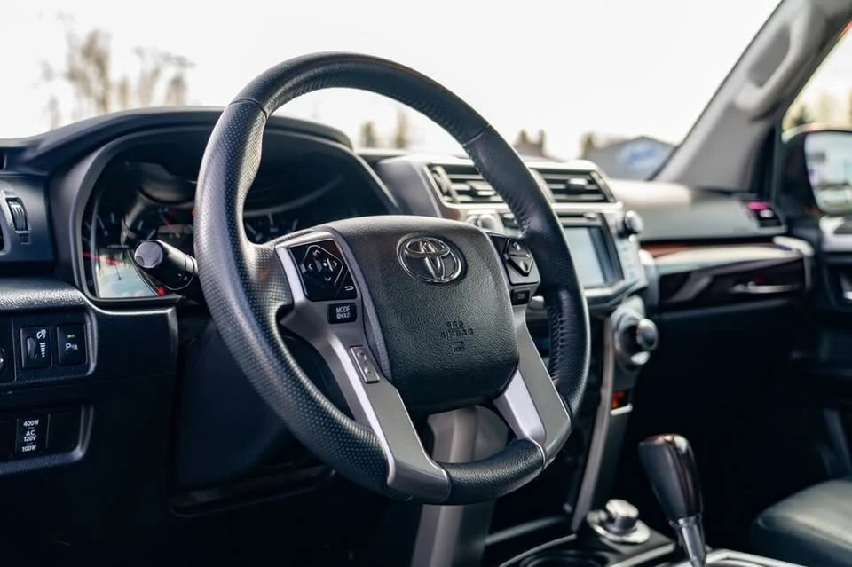 2019 Toyota 4Runner 5th Gen - Image 14 of 20