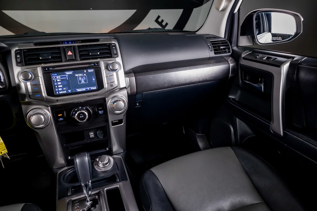 2019 Toyota 4Runner 5th Gen - Image 8 of 12
