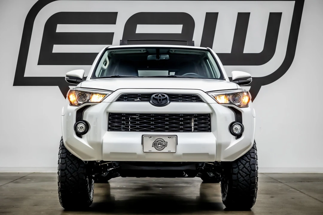 2019 Toyota 4Runner 5th Gen - Image 3 of 12