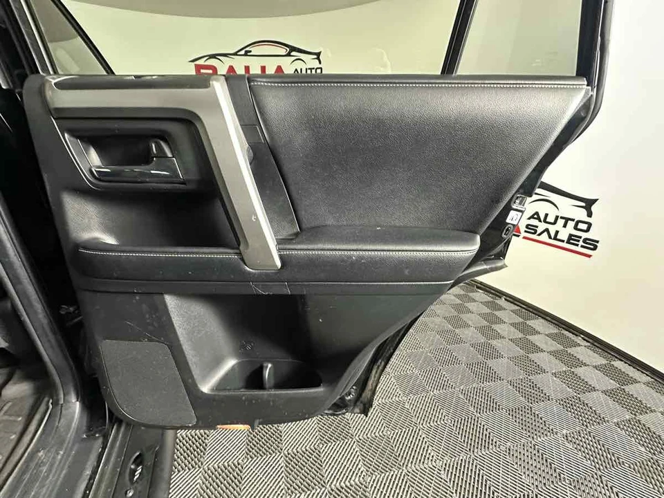 2019 Toyota 4Runner 5th Gen - Image 18 of 21