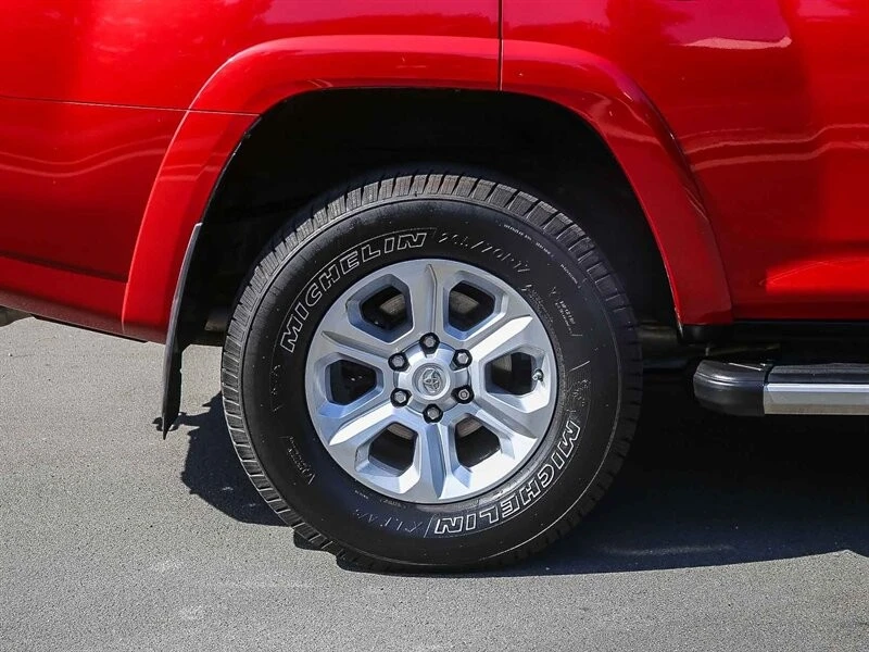 2019 Toyota 4Runner 5th Gen - Image 13 of 21