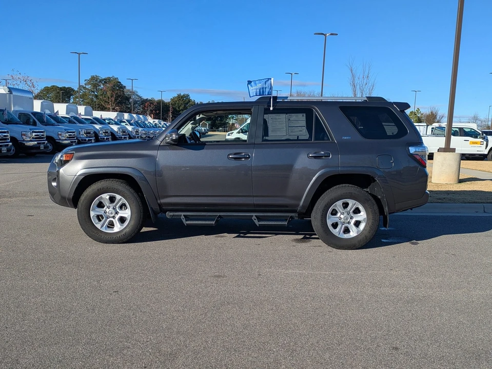 2019 Toyota 4Runner 5th Gen - Image 7 of 12