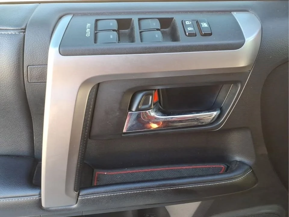 2019 Toyota 4Runner 5th Gen - Image 11 of 20