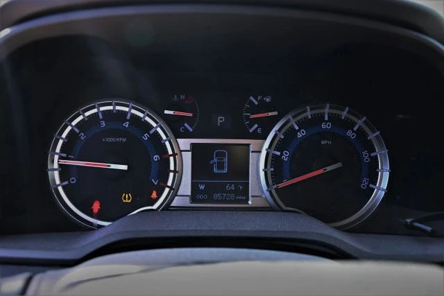 2019 Toyota 4Runner 5th Gen - Image 9 of 19
