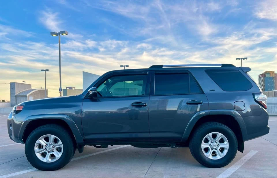 2019 Toyota 4Runner 5th Gen - Image 2 of 11