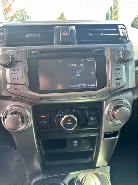 2019 Toyota 4Runner 5th Gen - Image 18 of 19
