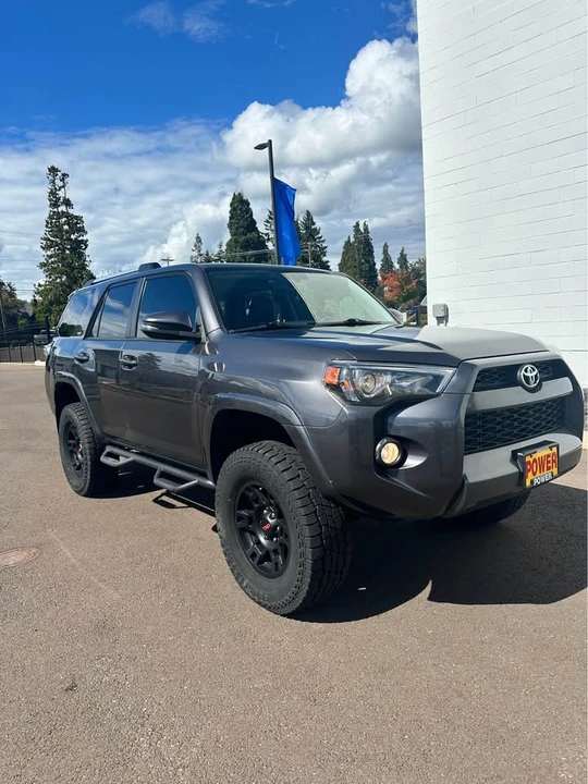 2019 Toyota 4Runner 5th Gen - Image 3 of 19