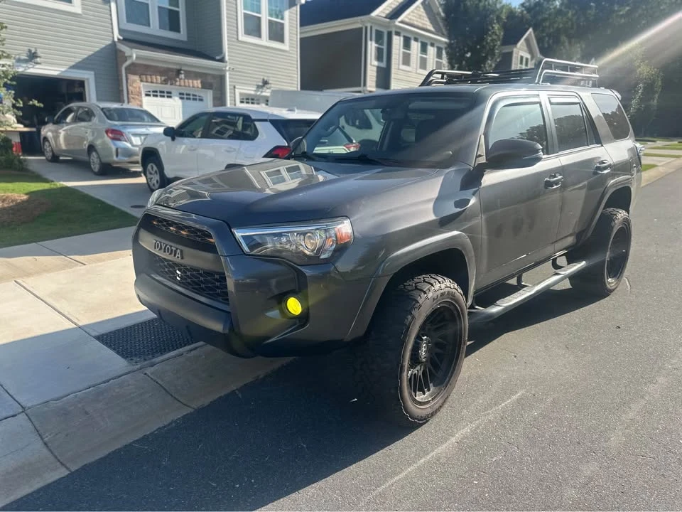 2019 Toyota 4Runner 5th Gen - Image 10 of 13