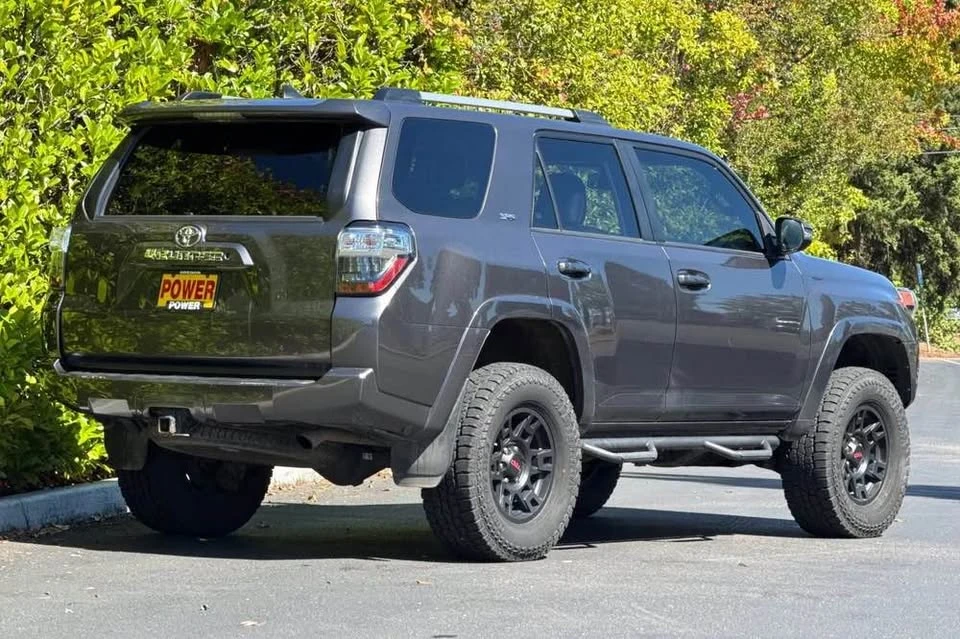 2019 Toyota 4Runner 5th Gen - Image 3 of 20