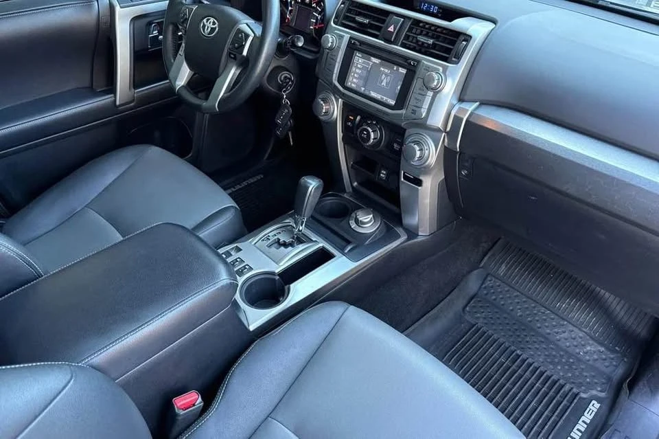 2019 Toyota 4Runner 5th Gen - Image 11 of 20