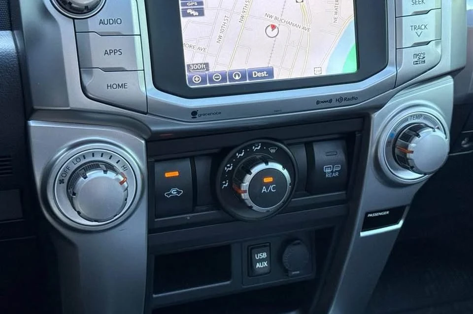 2019 Toyota 4Runner 5th Gen - Image 16 of 20