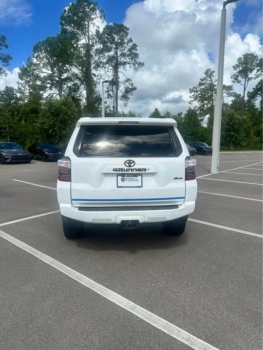 2019 Toyota 4Runner 5th Gen - Image 3 of 9