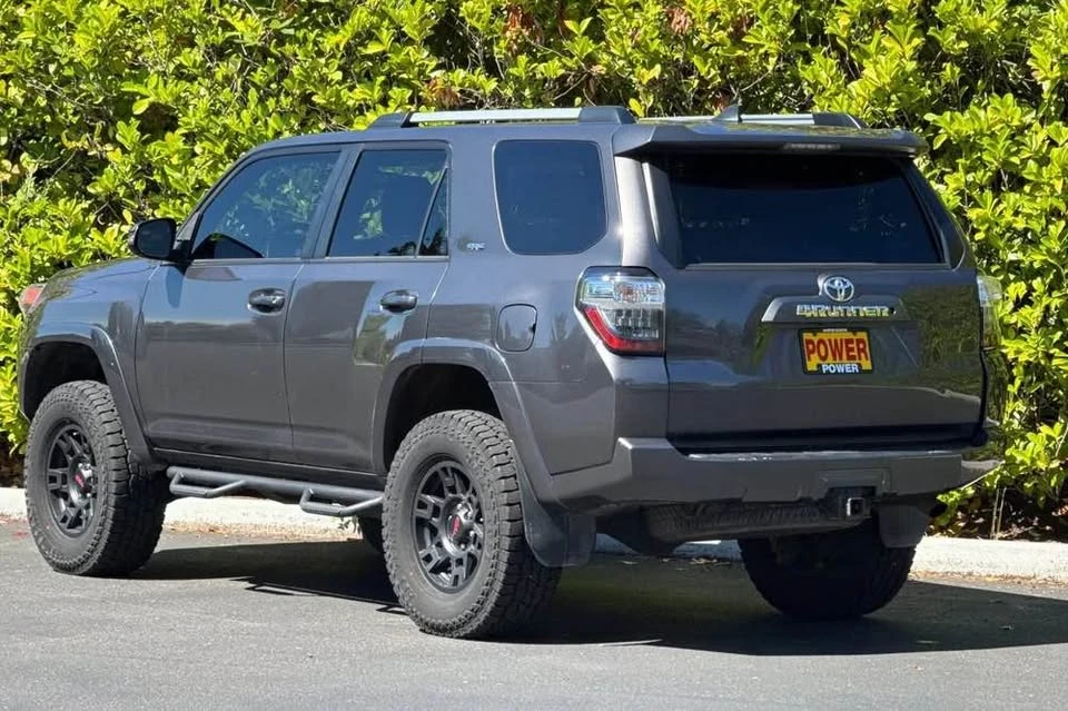 2019 Toyota 4Runner 5th Gen - Image 5 of 20