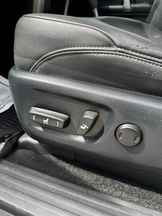 2019 Toyota 4Runner 5th Gen - Image 16 of 16
