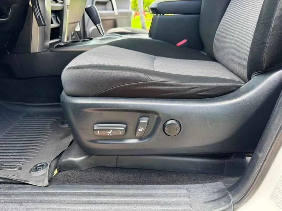 2019 Toyota 4Runner 5th Gen - Image 15 of 18